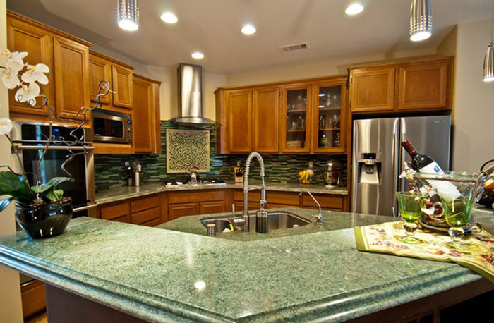 Đá ốp bếp màu xanh